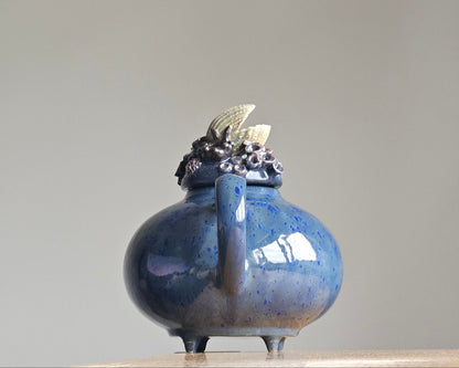 Blue teapot