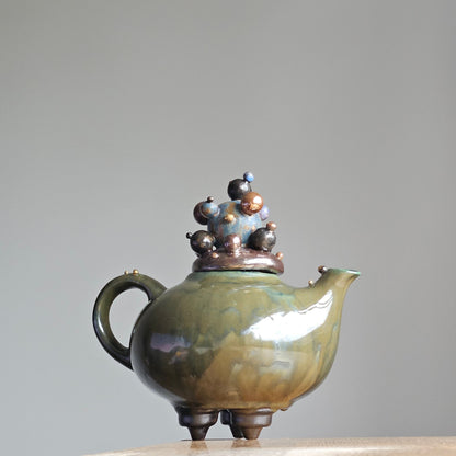 Green teapot-bubles