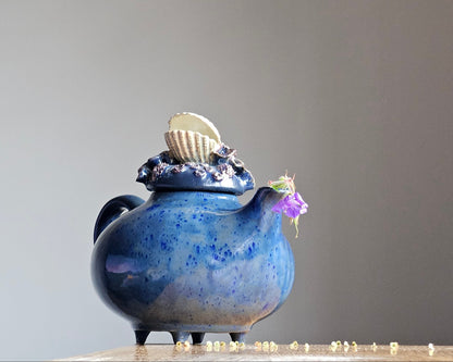 Blue teapot