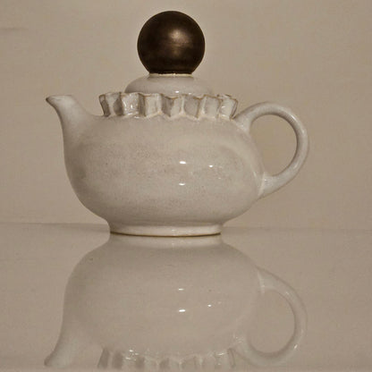 White tea pot