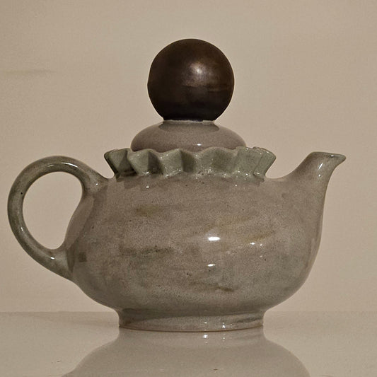 Green tea pot