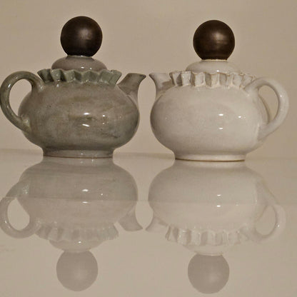 White tea pot