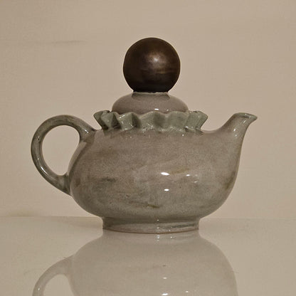 Green tea pot