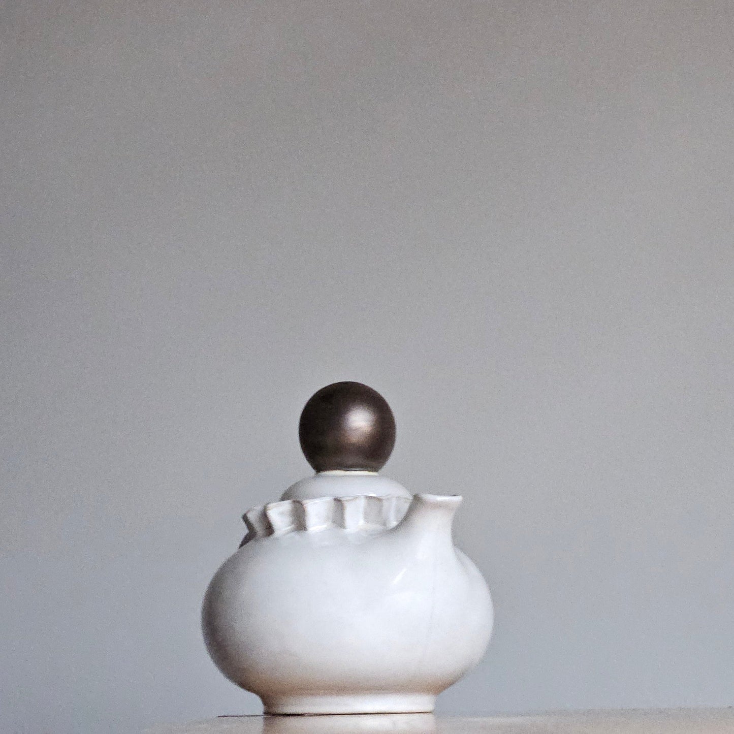 White tea pot