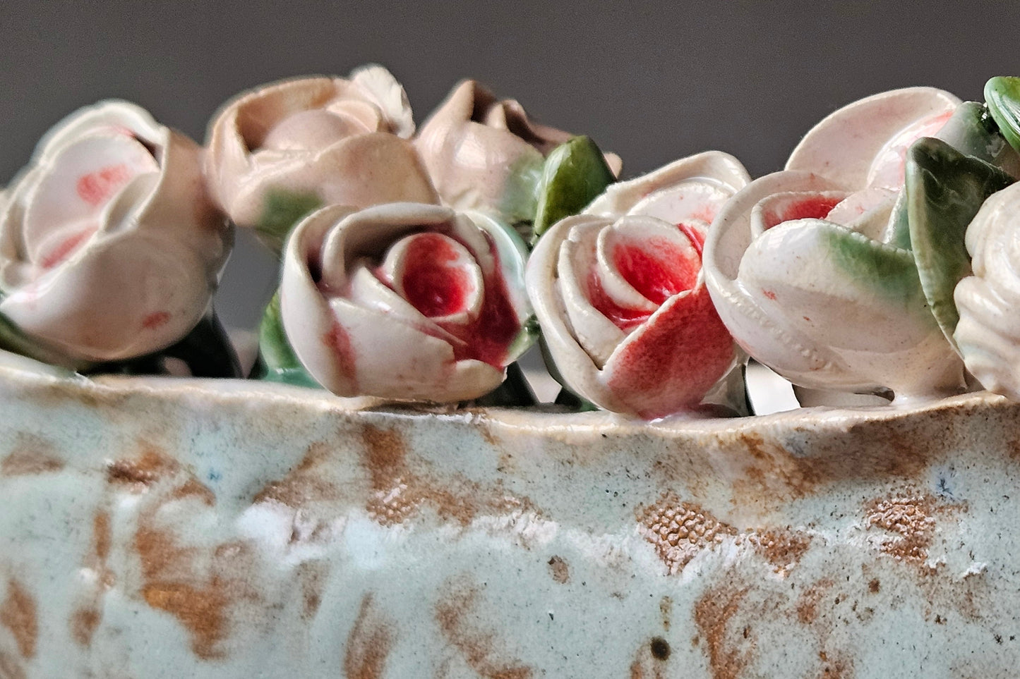 Vase,bowl-bathtub