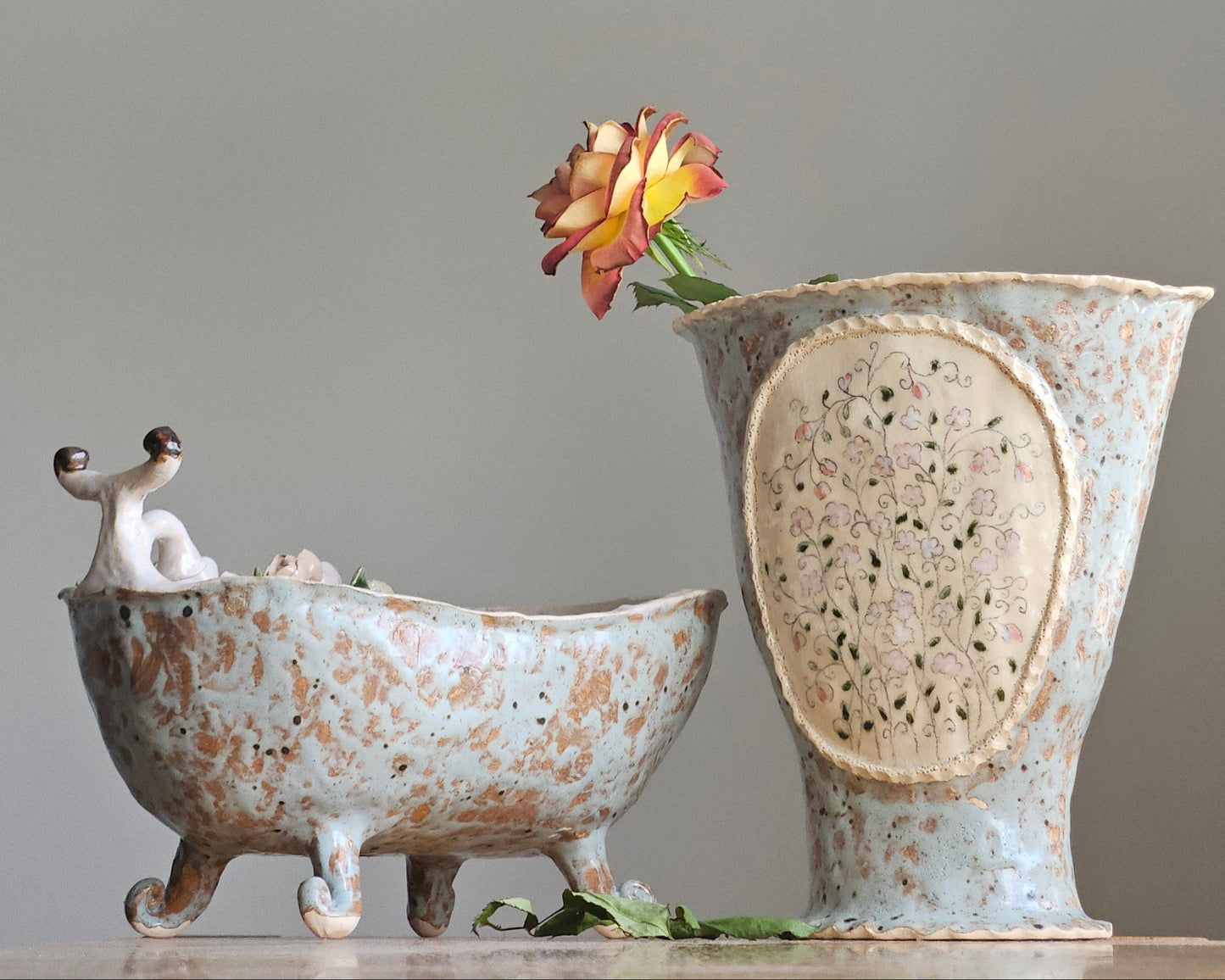 Vase,bowl-bathtub