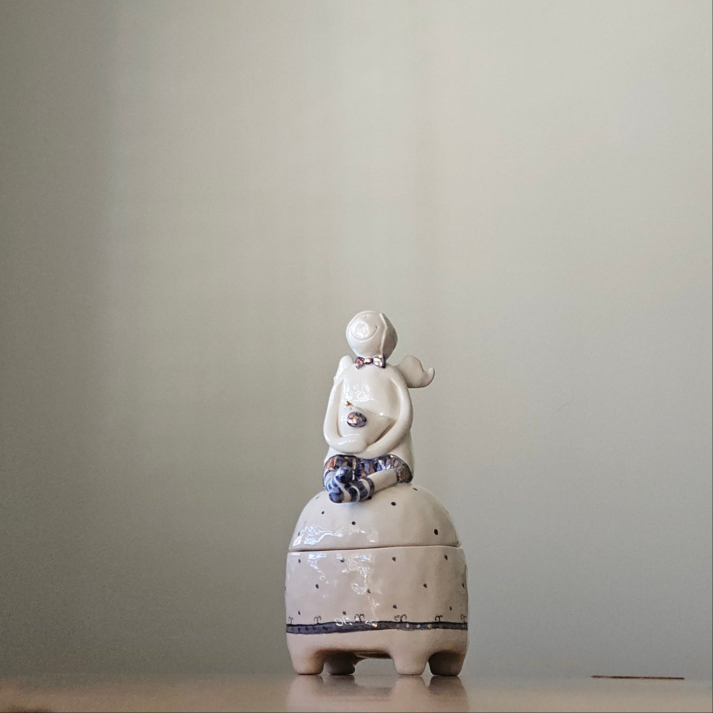 Angel with a Bird|Ceramic Box
