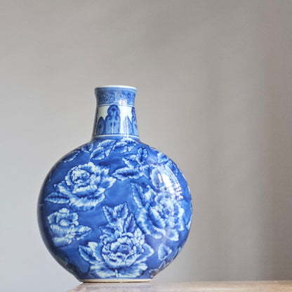 Vintage Chinese Vase|Blue White Floral