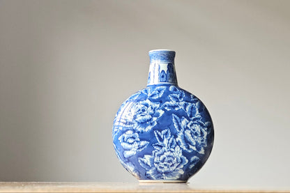 Vintage Chinese Vase|Blue White Floral
