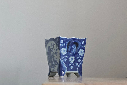 Vintage Chinese Hand Painted Blue and White Planter Set Signet to Base