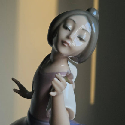 Girl in Pink Dress|Porcelain Figurine|Lladro 5120